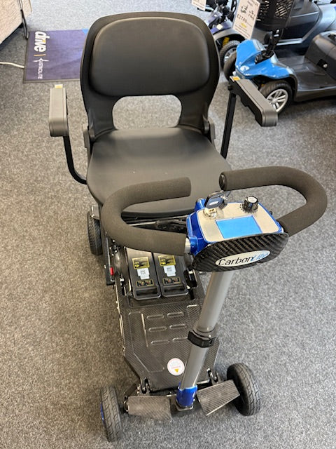 Luxe Carbon Lite folding scooter (Preowned)