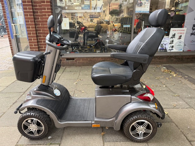 ignite grande mobility scooter side