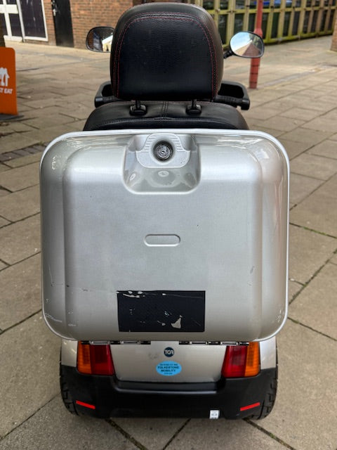 TGA Breeze (Preowned) Silver