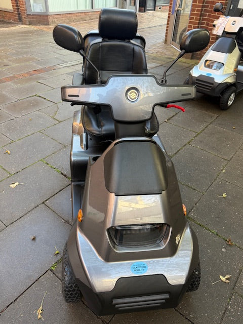 TGA Breeze S4 front view