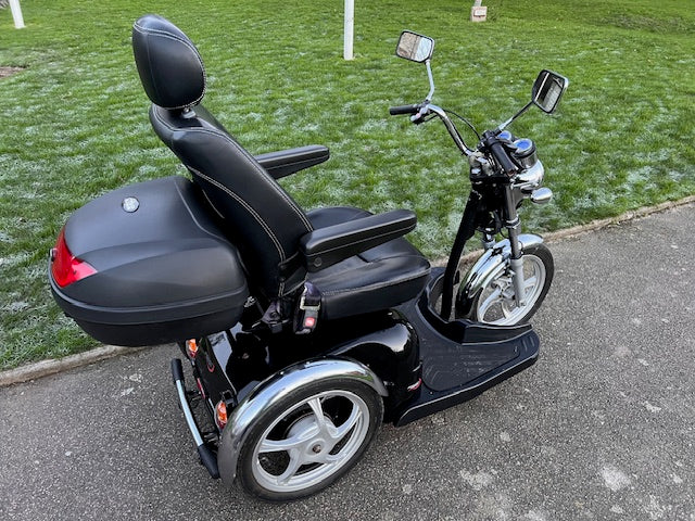 drive sport rider side view