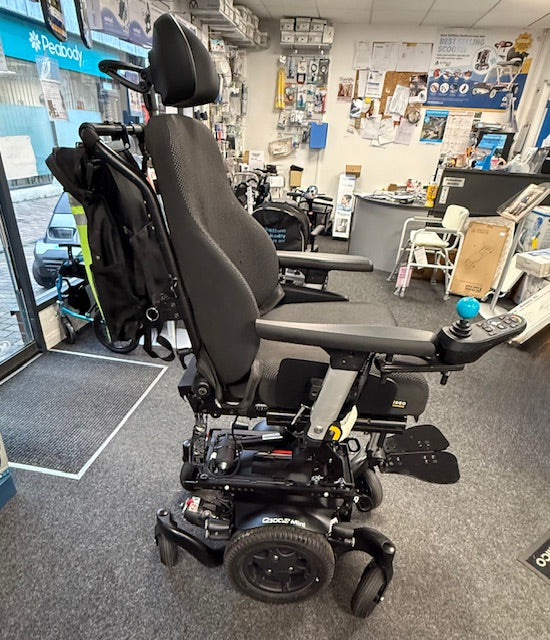 quickie q300 powerchair with riser